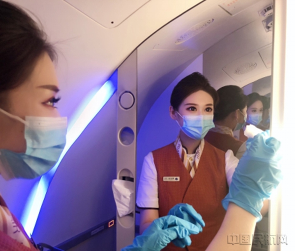 20220630幸福航空新闻通稿:幸福航空全力以赴护航暑运7283.jpg