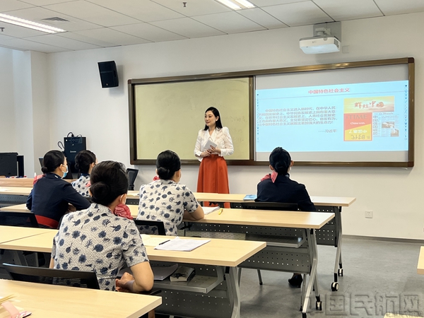 通过多种方式开展的东航客舱常态化思政课-2-东航客舱供图.jpg 通过多种方式开展的东航客舱常态化思政课-2-东航客舱供图.jpg