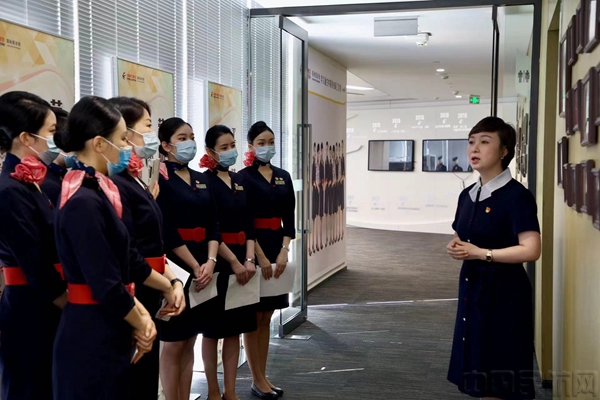主题活动现场-曹晓青 应百慧摄.jpg