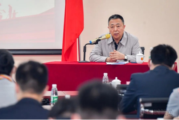 新闻通稿:围绕生产促发展服务职工保稳定 天津航空工会切实发挥与职工的桥梁纽带作用110103