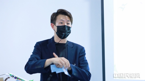 【湖南航空新闻稿20221107】湖南航空“潮流飞行家”守护罕见病儿童“航空梦”10015