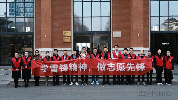 大力争做追“锋”少年14