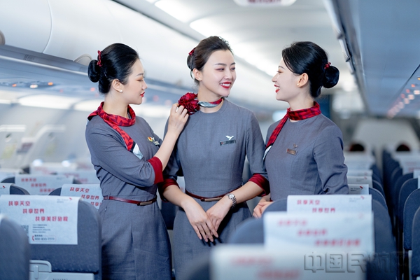 品牌板块:湖南航空“锦绣潇湘”乘务示范组2