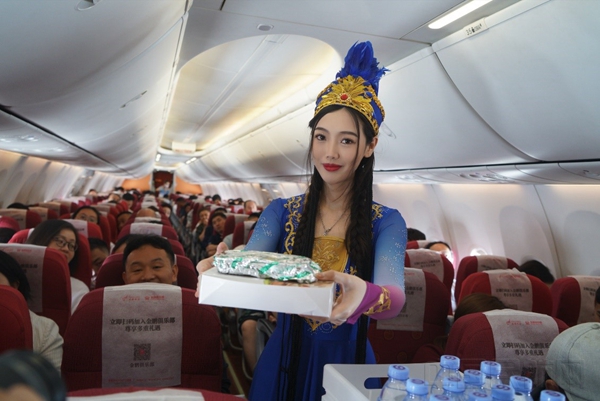 金鹏航空为旅客准备了新疆特色美食-金鹏供图3