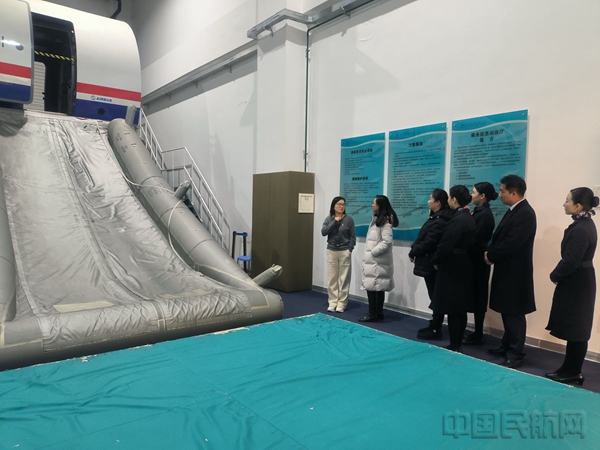 联建活动现场-3-熊晨馨 杨曦摄2