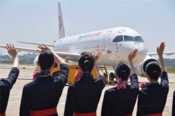 东航C919商业航班首航-东航供图11