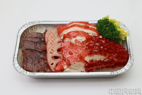 “肴相思”系列产品之深航四宝饭
