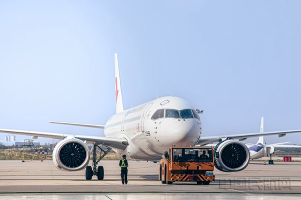 编号为B-919A的C919全球首架交付机接受了此次换发-东航供图