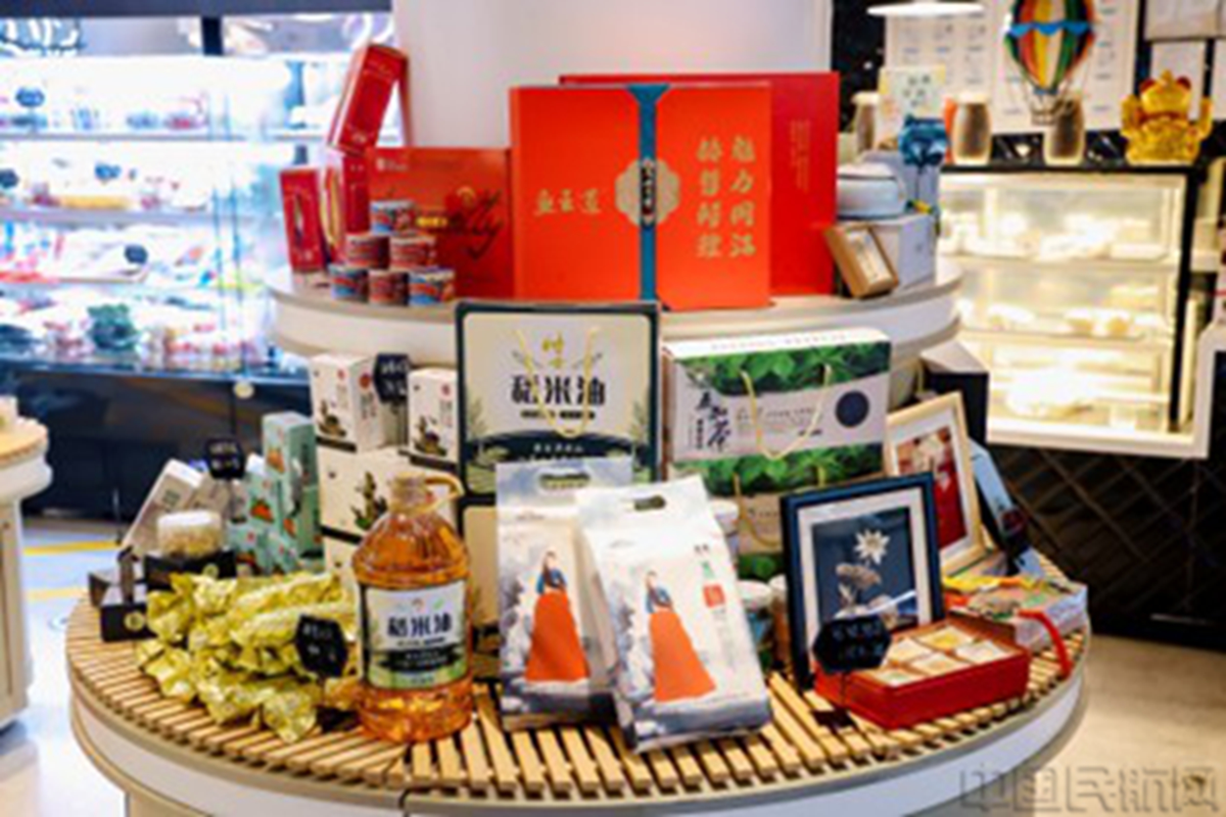 佳木斯丰富的农业资源亮相活动现场-东航食品供图