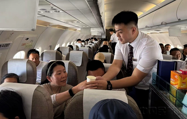 东航西北分公司 供图1