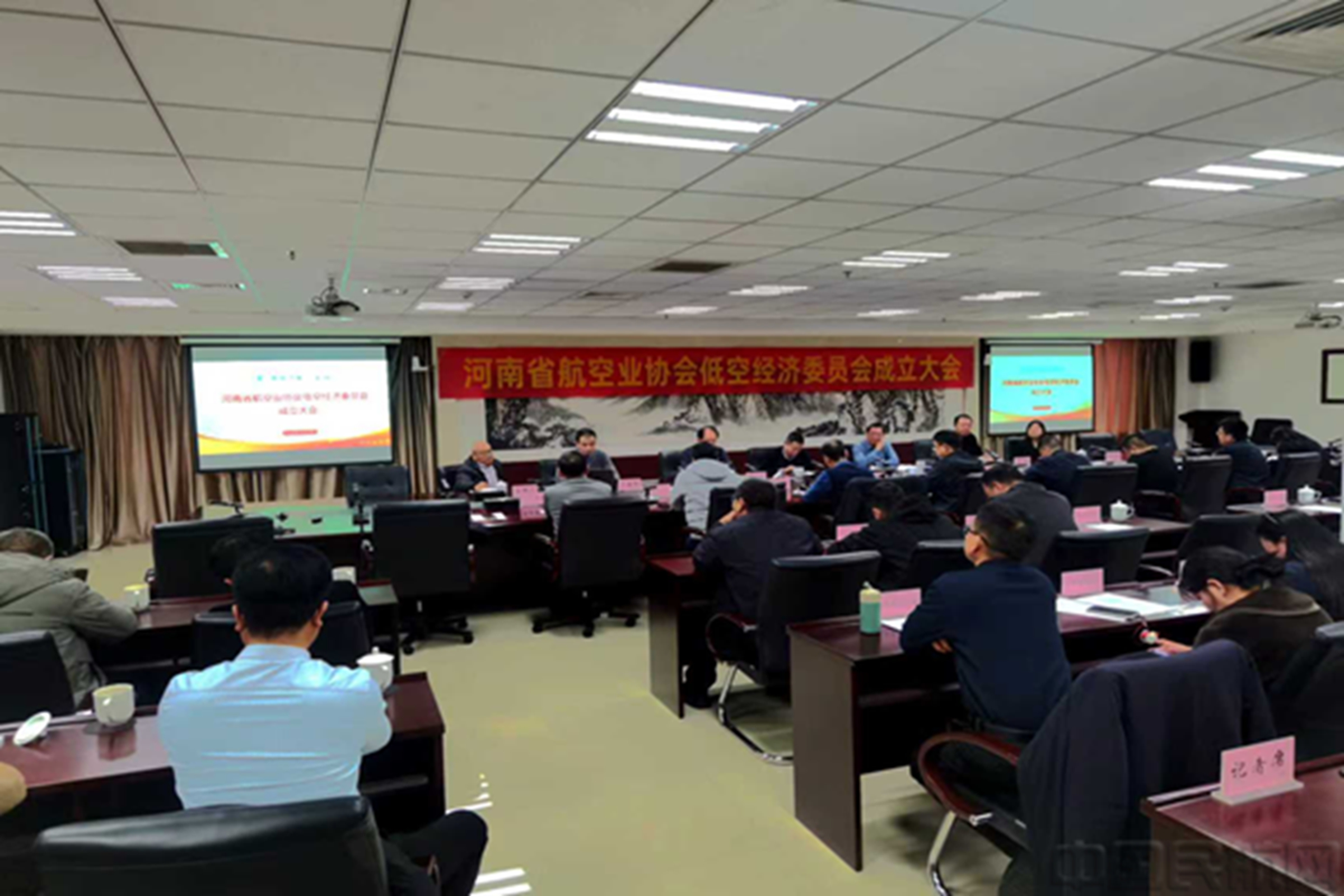 af340b661974bc93e3f84752cc15ee1c