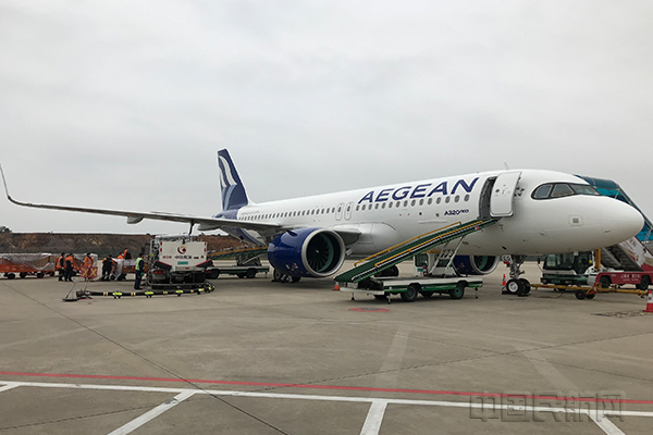 保障希腊航空 唐邕江摄1.jpg 保障希腊航空 唐邕江摄1.jpg