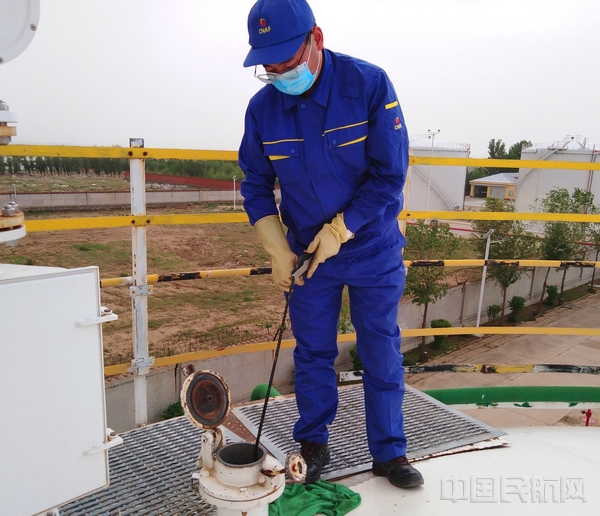 安全再发力 中国航油内蒙古分公司旺季保障进行时.jpg