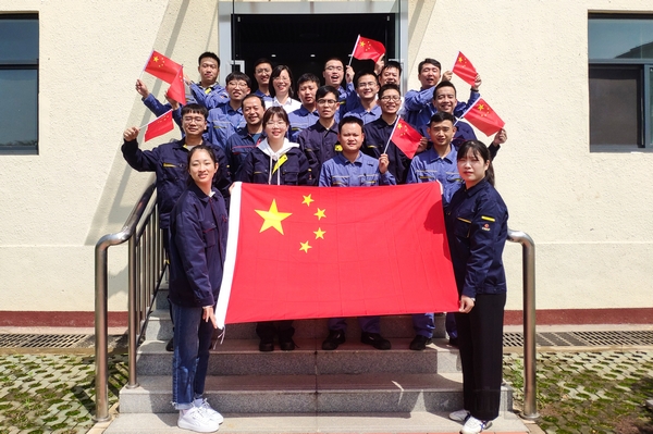 中国航油湖北圆满完成中秋国庆“双节”供油保障任务(王梓涵).jpg 中国航油湖北圆满完成中秋国庆“双节”供油保障任务(王梓涵).jpg