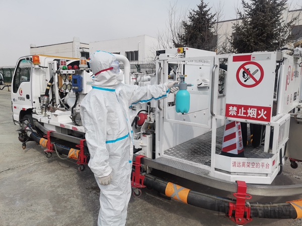 各保障单位全力做好加油设备消杀工作_副本.jpg