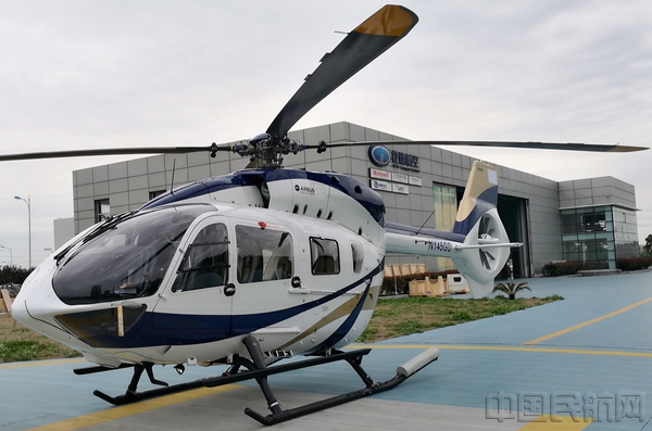 已被捷德航空组装完成的空客H145.jpg