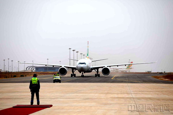 A330-900-Air-Senegal-Dakar-_副本.jpg A330-900-Air-Senegal-Dakar-_副本.jpg