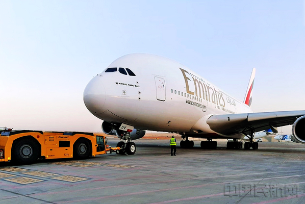 阿联酋航空A380客机 2.jpg 阿联酋航空A380客机 2.jpg