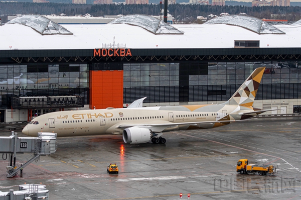 阿提哈德航空EY63航班抵达莫斯科谢列梅捷沃机场 22.jpg