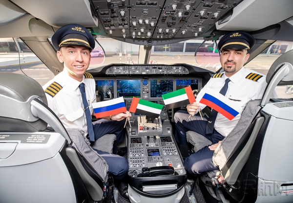 阿提哈德航空EY63航班飞行员(图片来自阿提哈德航空)3.jpg