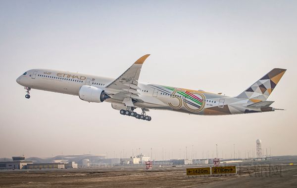 阿提哈德航空“可持续发展50(Sustainable50) ”空客A350客机_副本.jpg 阿提哈德航空“可持续发展50(Sustainable50) ”空客A350客机_副本.jpg