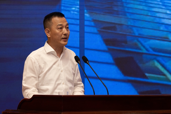 民航局机场司副司长 张锐