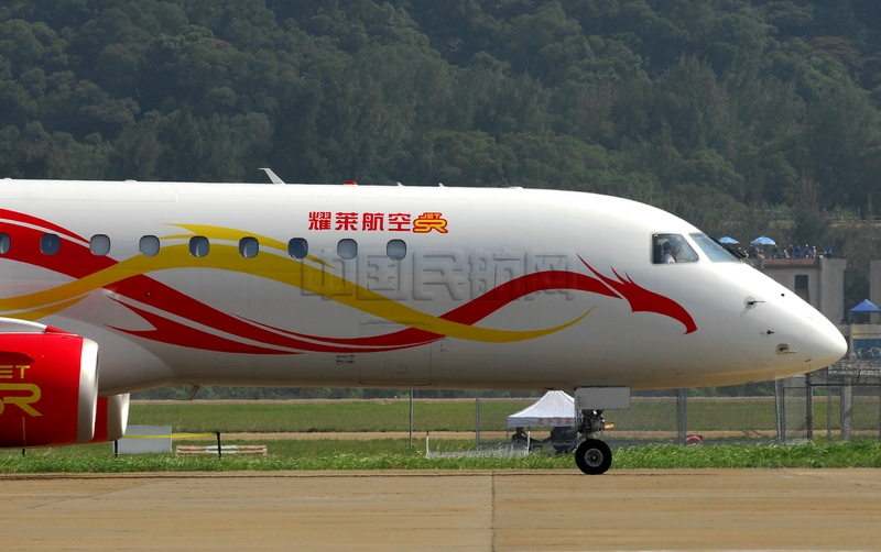 成龙的耀莱飞机（赵晓兵拍摄）