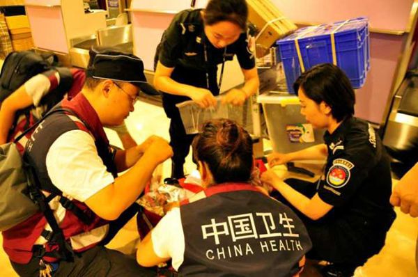 九寨沟地震 双流机场全面启动抢险救援保障工