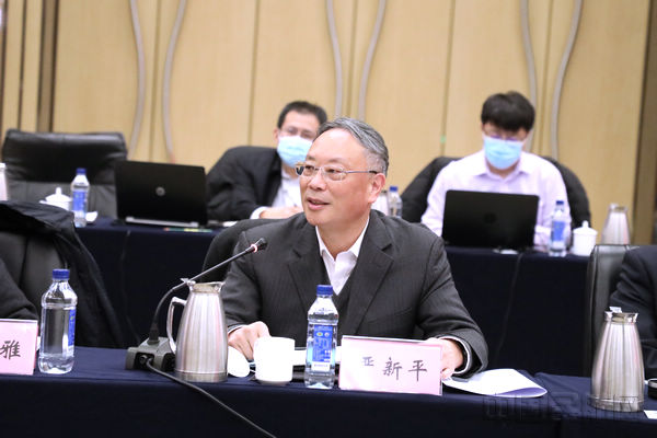 4.中国工程院院士 严新平(肖敏摄).jpg 4.中国工程院院士 严新平(肖敏摄).jpg
